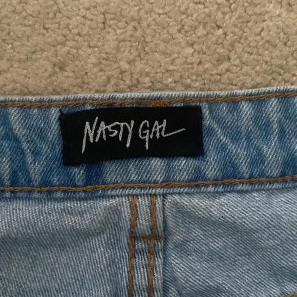 Nasty gal denim Jean shorts size 6 - Picture 3 of 9